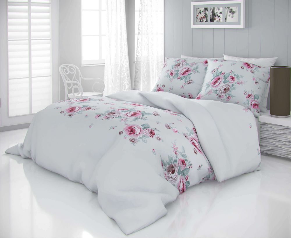 Kvetinový vzor na saténových posteľných obliečkach LUXURY COLLECTION - GOYA, Kvalitex